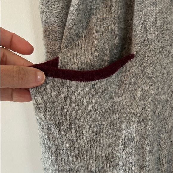 Sparrow Heather Gray Cowl Neck Sweater Dress with Burgundy Pockets/Accents SZ M - Picture 3 of 6